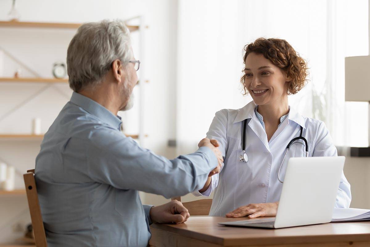 Der Betriebsarzt steht euch Rede und Antwort rund um Gesundheitsfragen